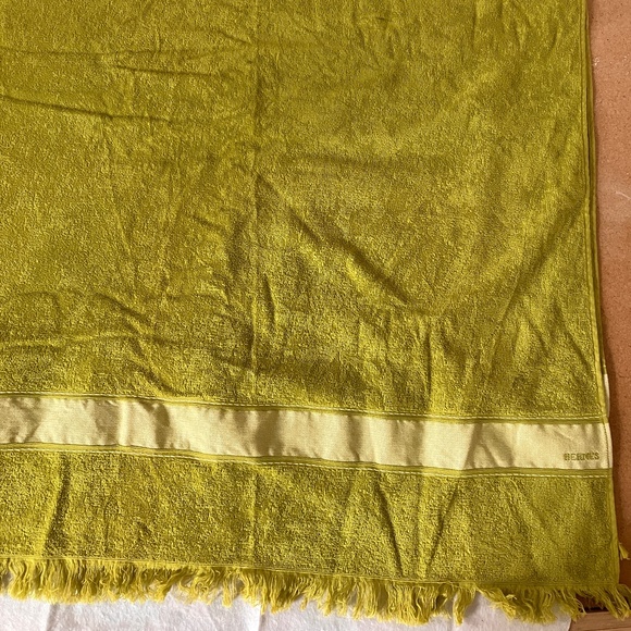 NEW HERMÈS YACHTING BEACH TOWEL - Picture 9 of 16